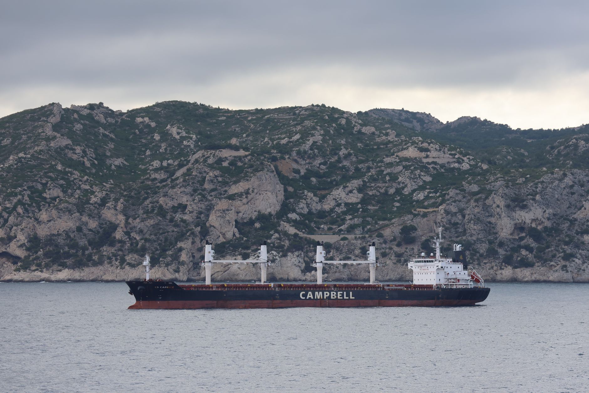 Parlamentul European solicită UE să evalueze lansarea unei misiuni navale în Marea Neagră și redirecționarea fondurilor pentru sprijinirea României și Bulgariei după atacurile asupra navelor comerciale