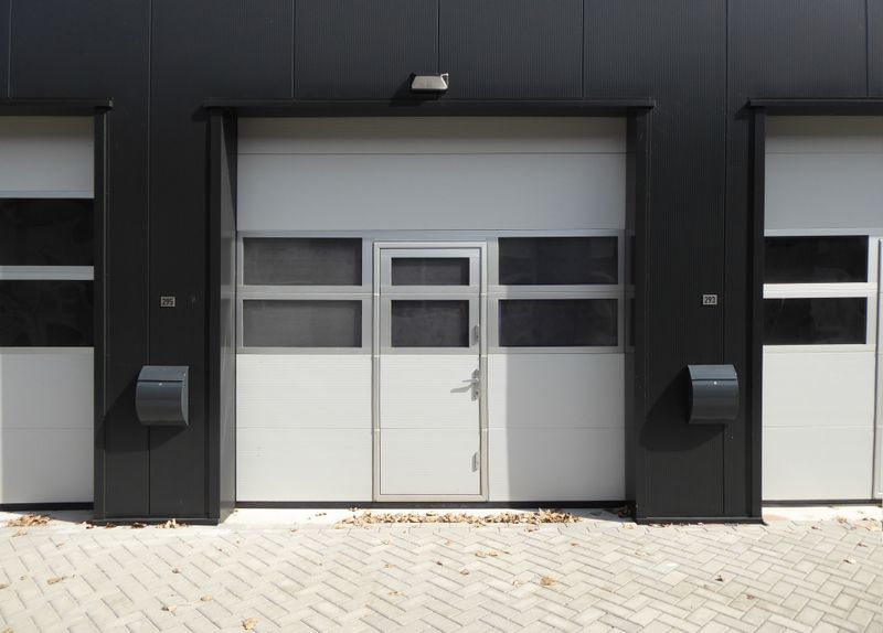 Sectional High Speed Door - view 3