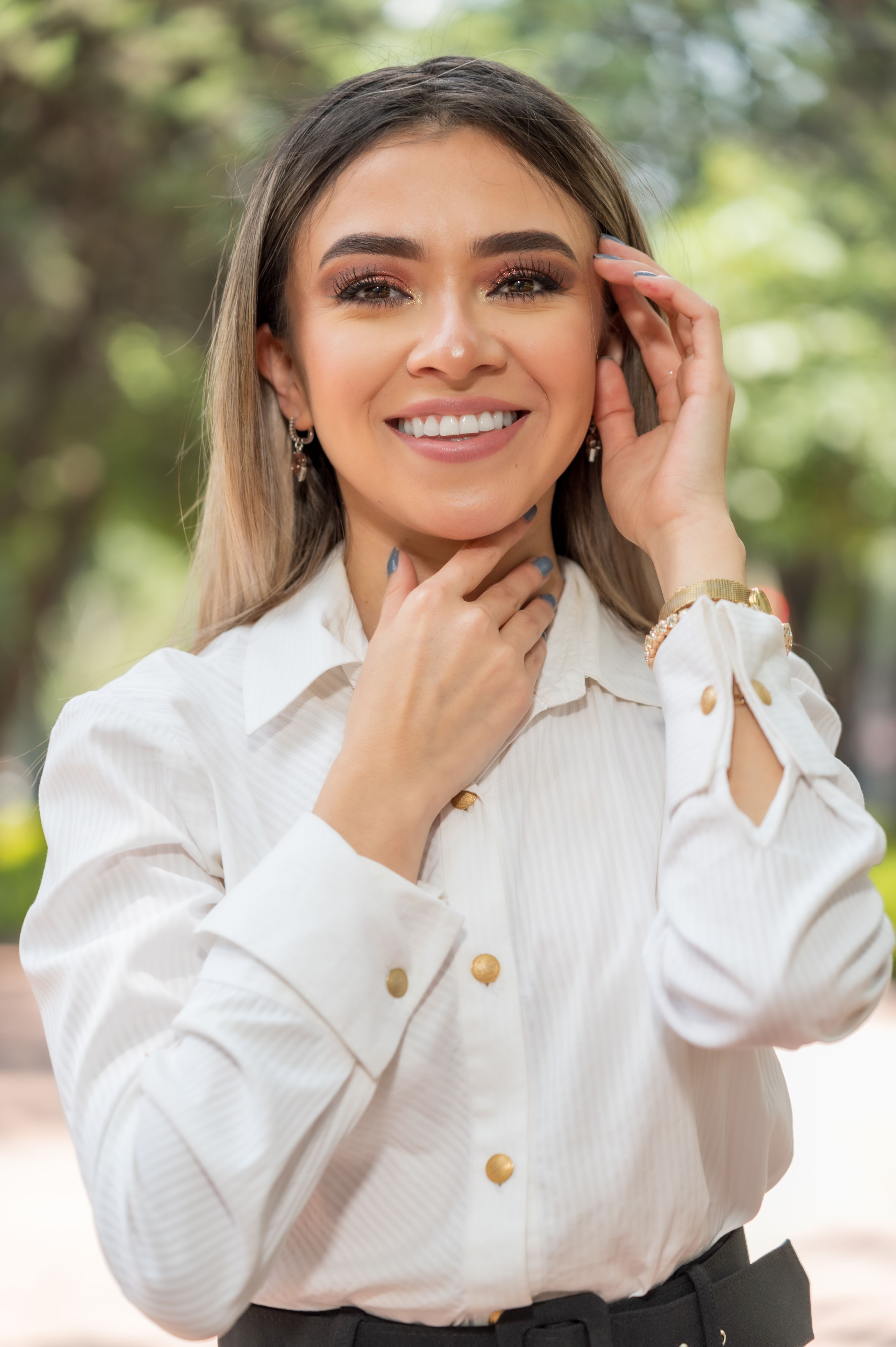 Valentina, 25