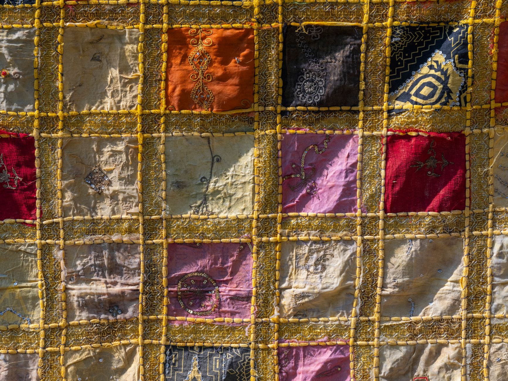 Broad Spectrum IV: Evolutions Quilt Show - Get Your Art On! photo
