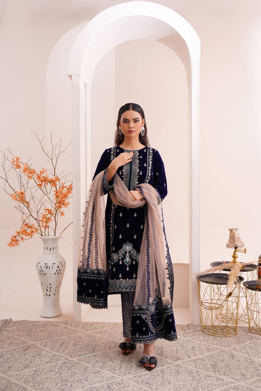 Lavish Eastern Dress Lahore