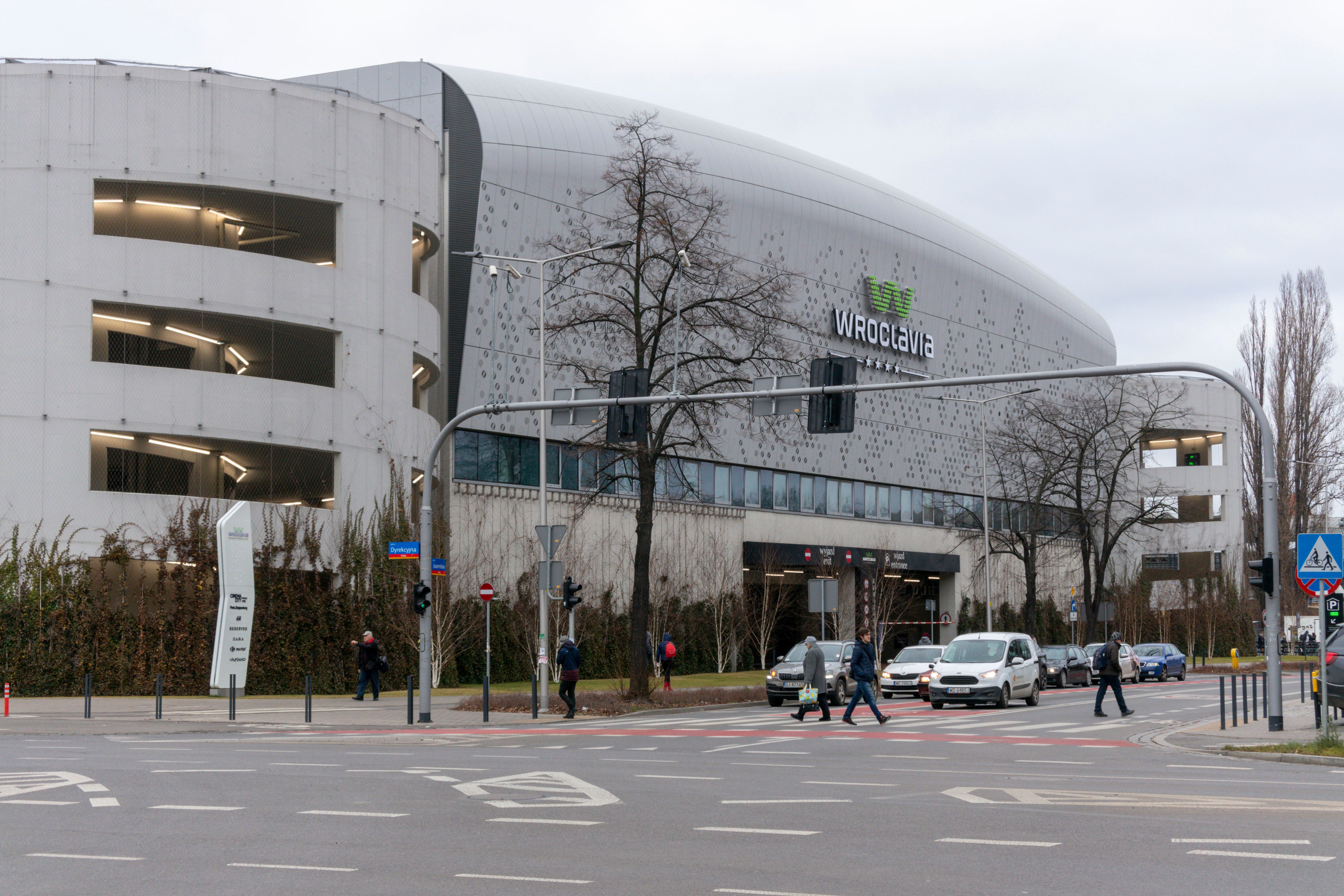 Discover the sleek design of Wroclavia Mall in Wrocław, Poland, showcasing modern architecture.