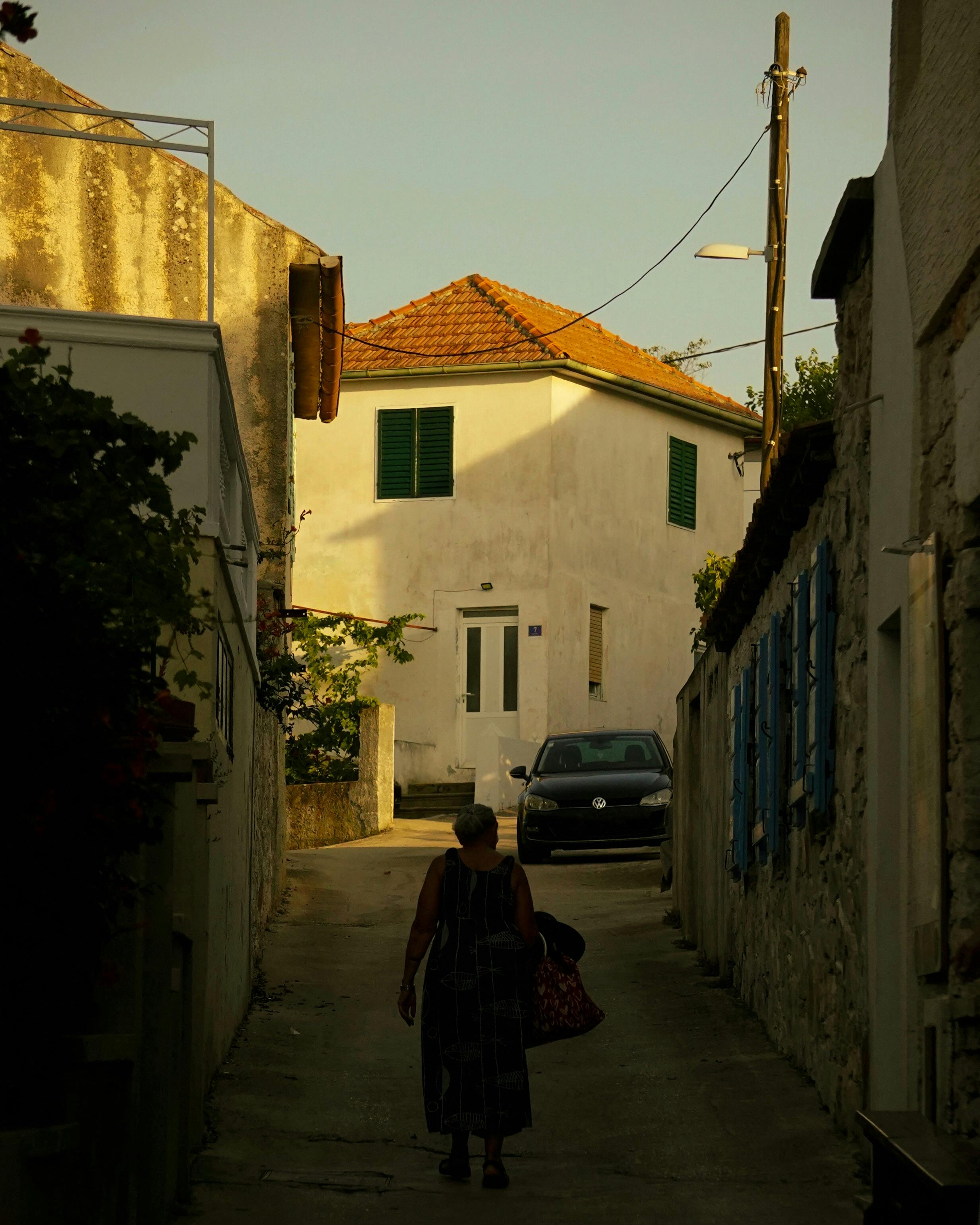 Whitechapel London Secrets: Discover The Hidden Gems You’ll Love 4 How to Experience Whitechapel Like a Local: Insider Tips for Exploring London’s Hidden Gem