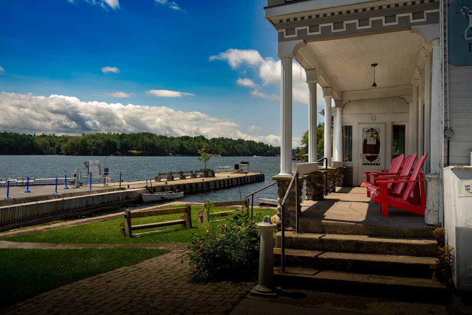 Scenic Lakefront Walk - modern living chicago Scenic Lakefront Walk - modern living chicago