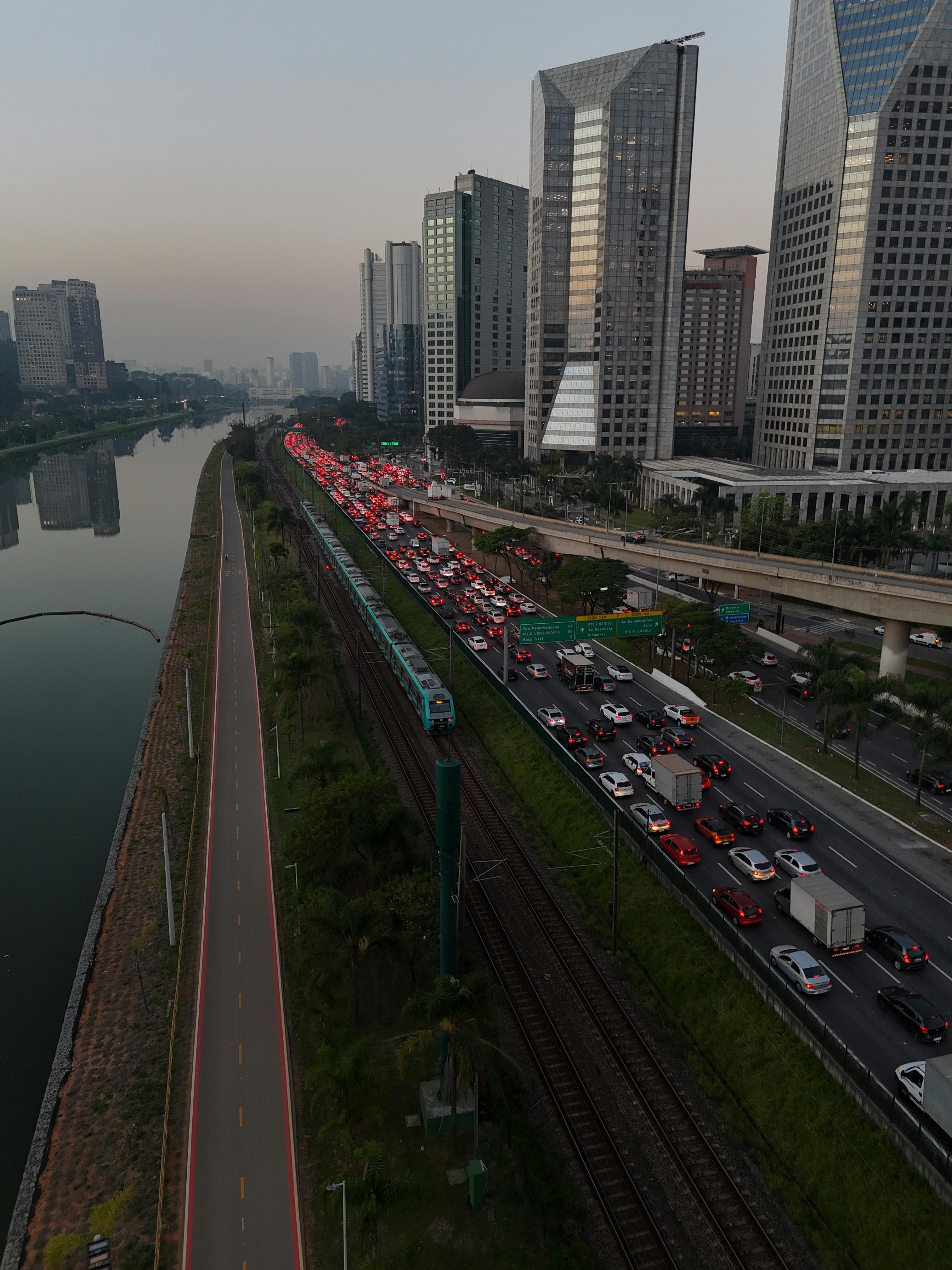 Risks in safe investments in Brazil for foreigners