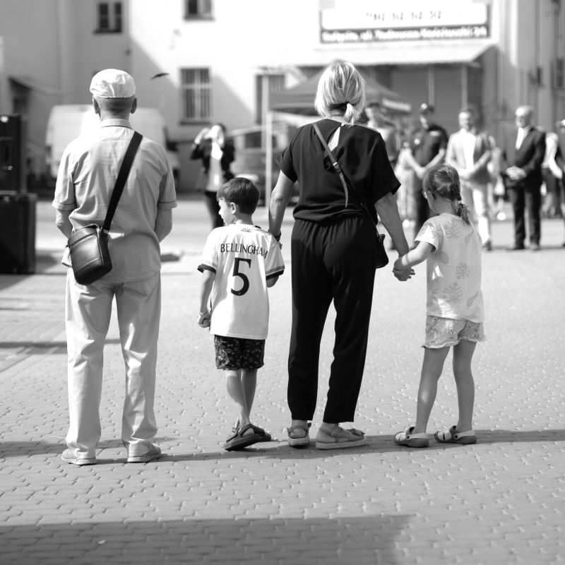 Generation Gap in Family Communication: What People Miss
