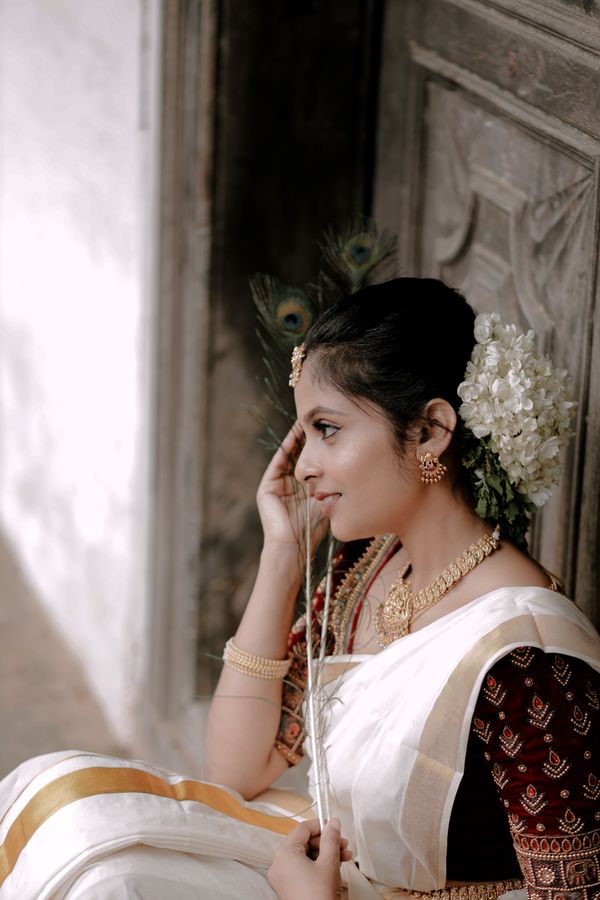 Joyful Indian Bride in Traditional Attire · Free Stock Photo