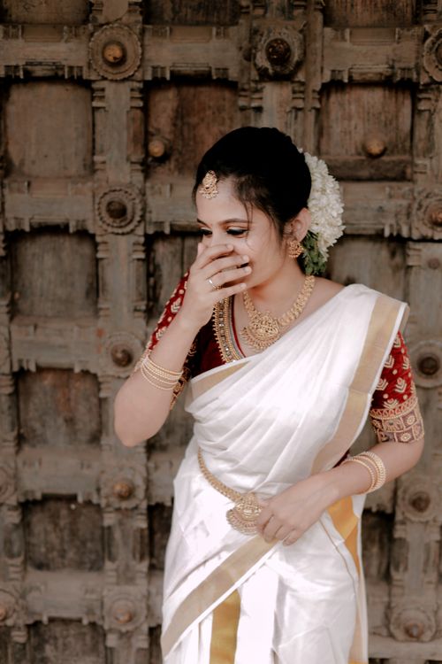 Joyful Indian Bride in Traditional Attire · Free Stock Photo