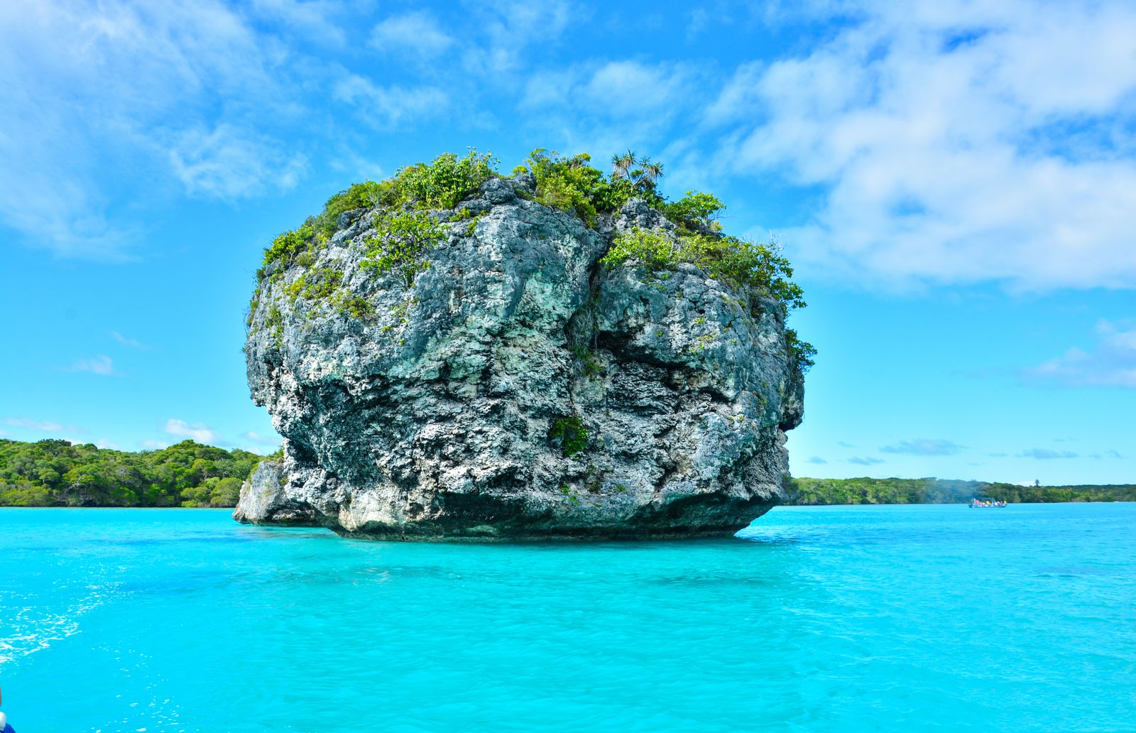 Private Pool Hotels in Noumea