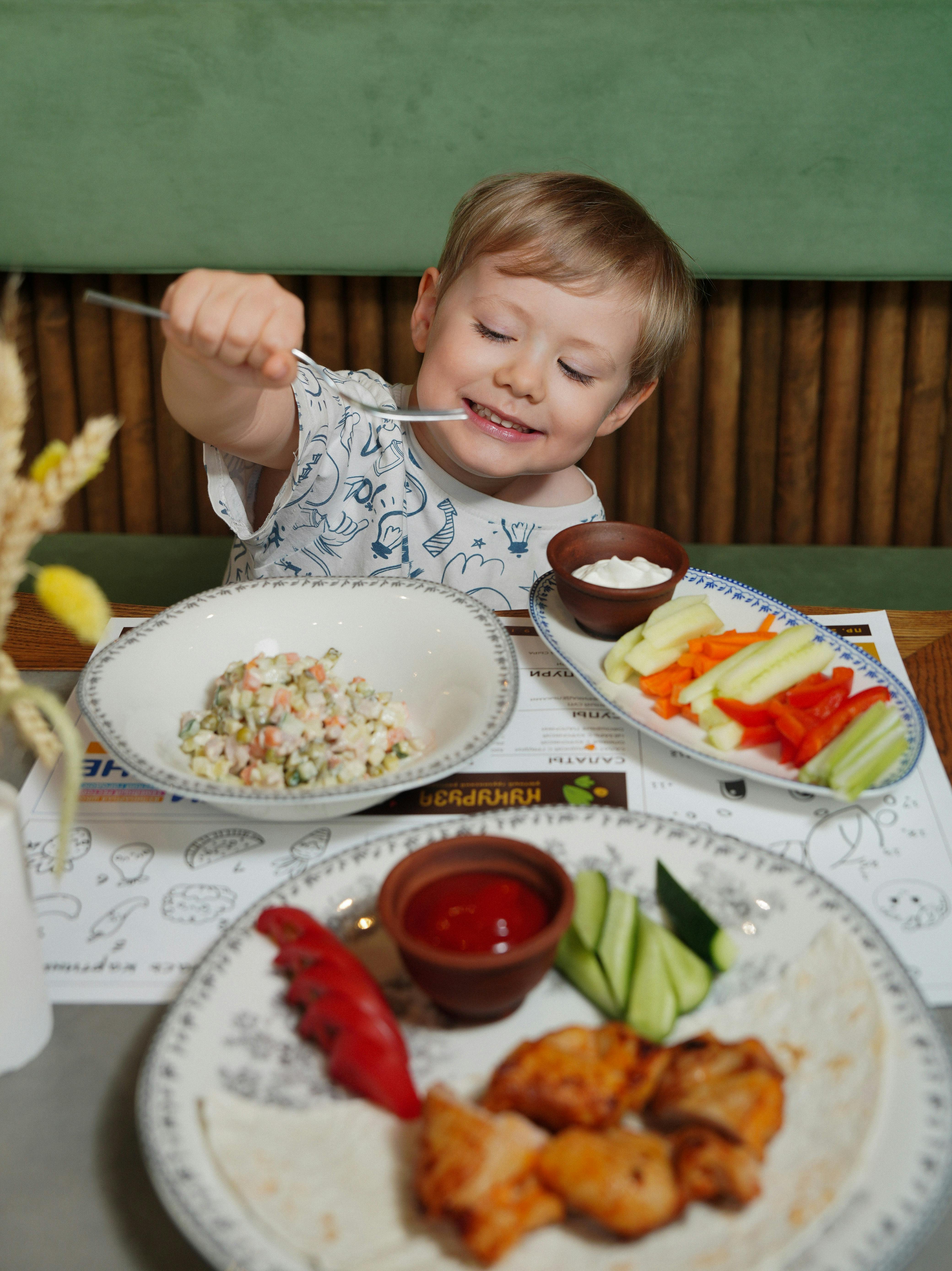 Biluțe de pui cu morcov și cartof – gustare kids-friendly