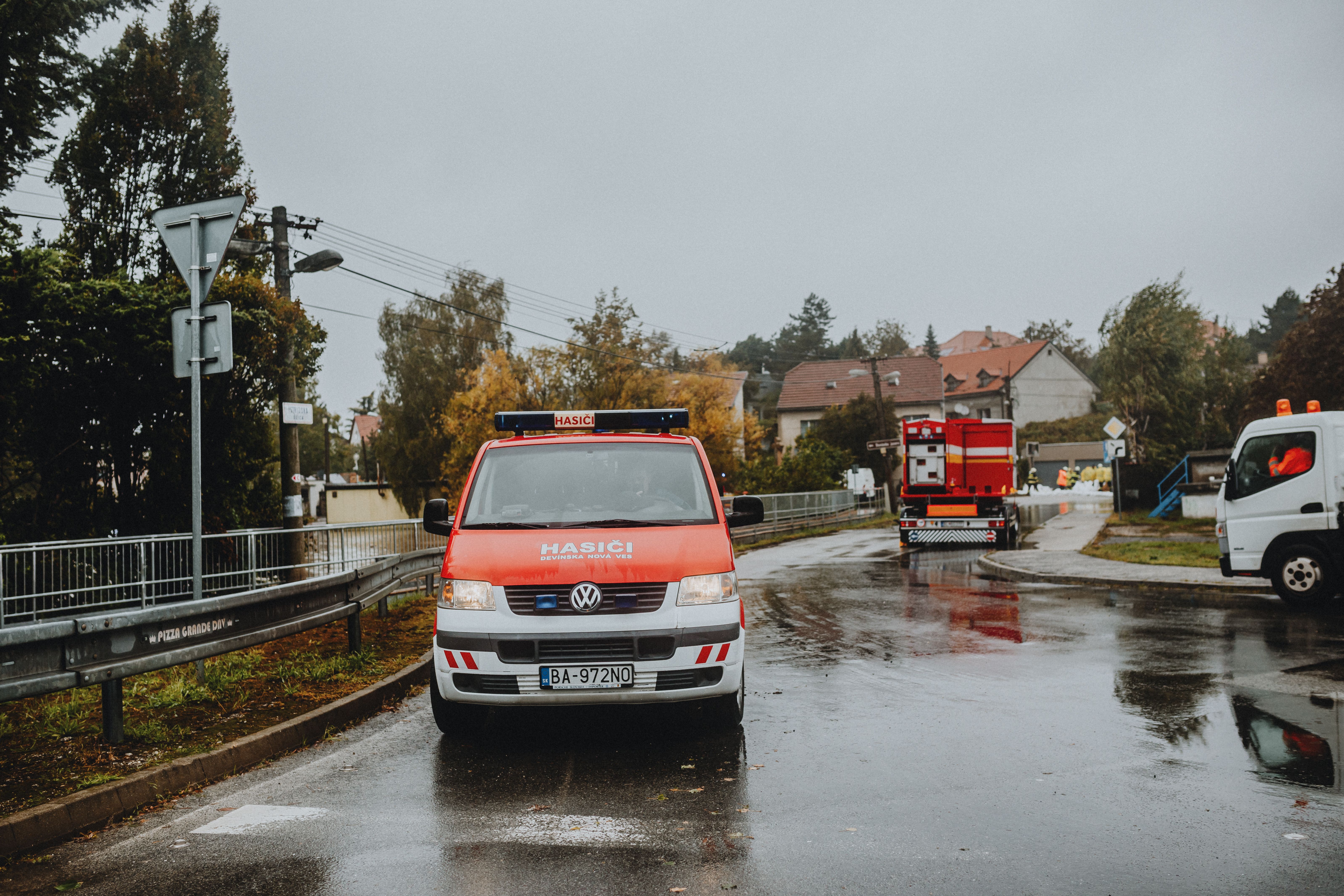 Nehoda s e-motorkou: Matka čelí obvineniu z usmrtenia po tom, čo jej syn zrazil dôchodcu