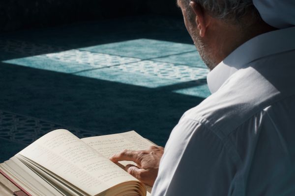 Learning Quran as an Adult: Overcoming Shyness and Starting Today