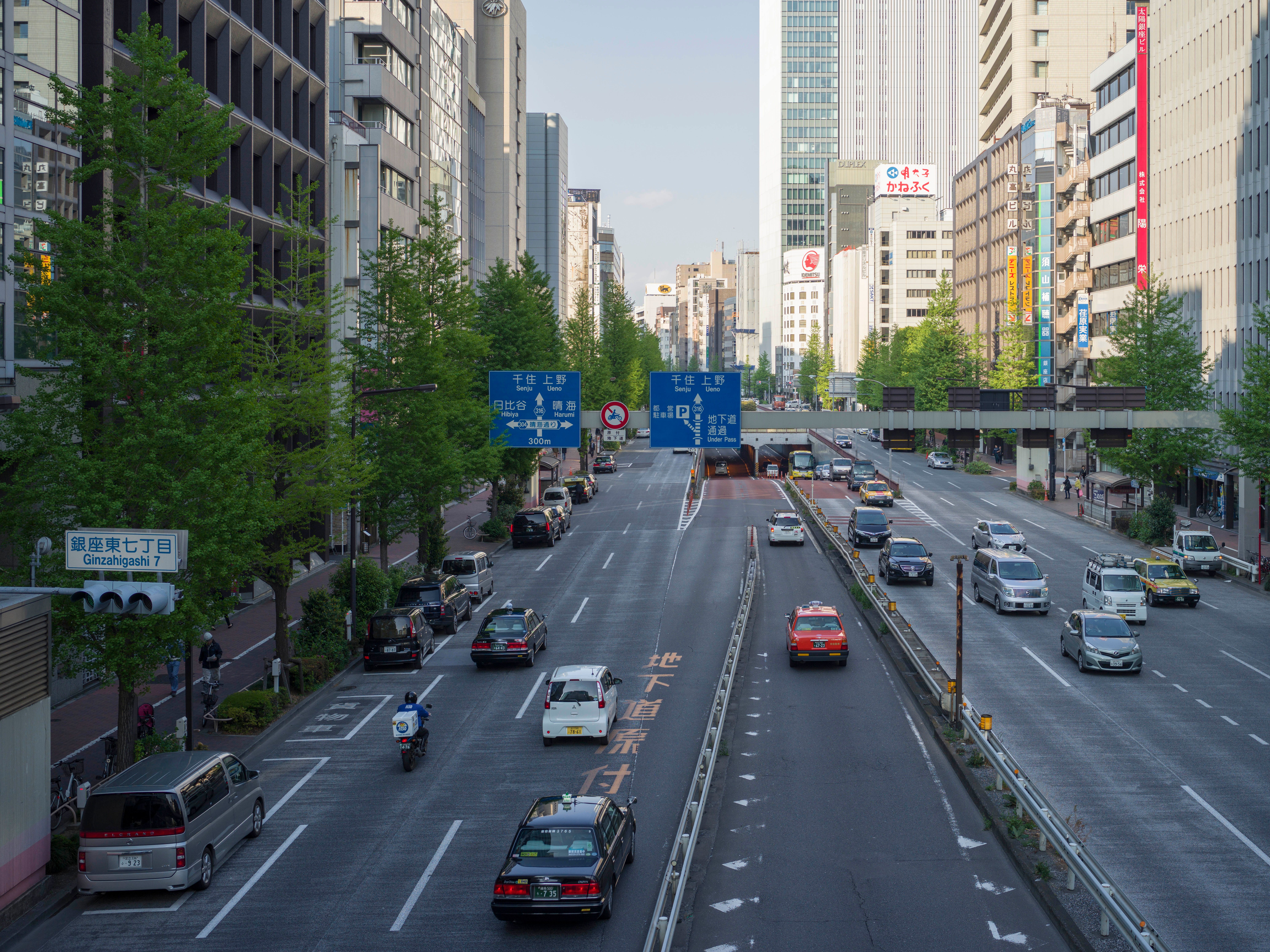 The Fast and the Furious: Tokyo Drift trivia: Which side of the road does Japan drive on?