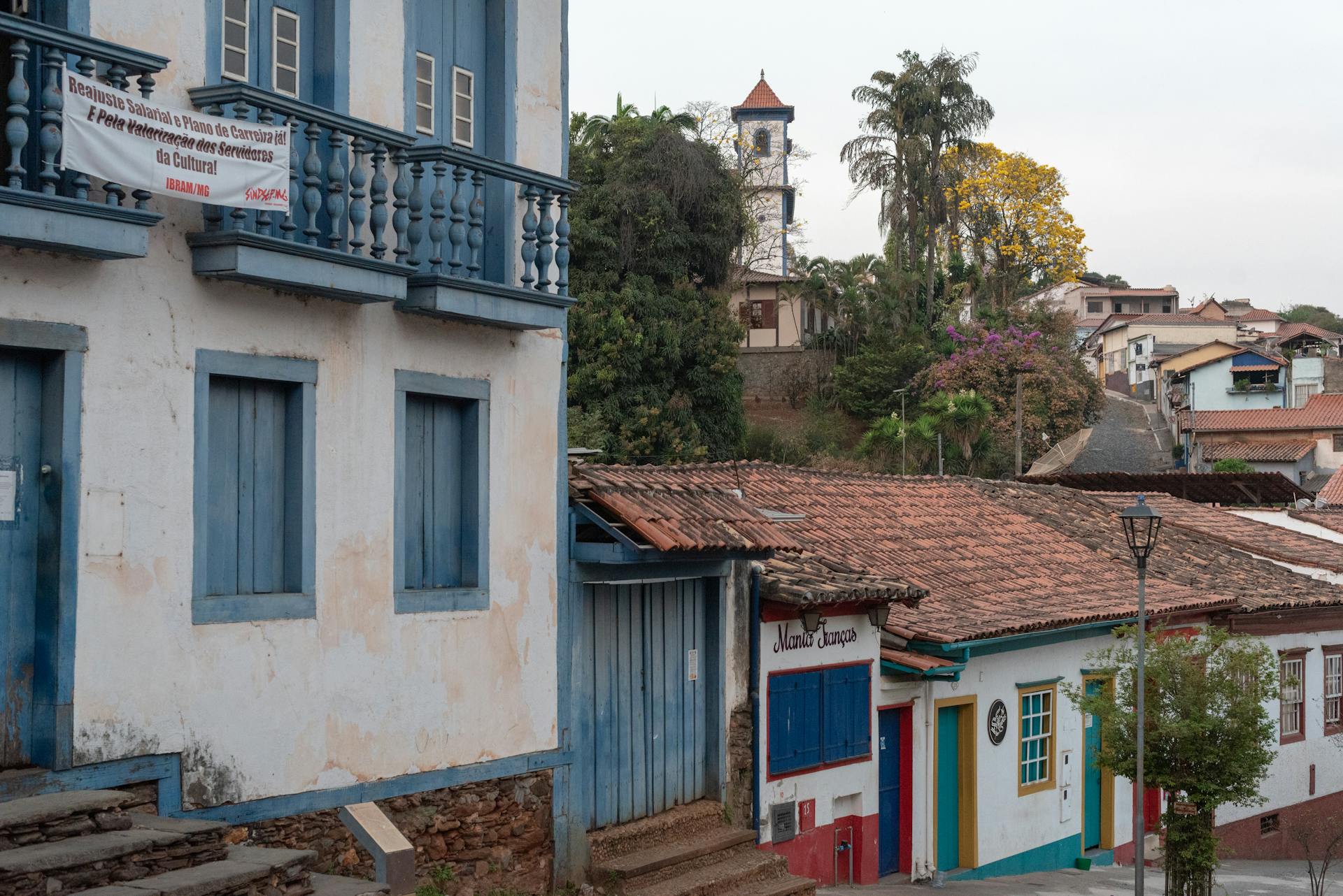 Charming view of colonial architecture in the historic town of Sabará, Minas Gerais, Brazil.