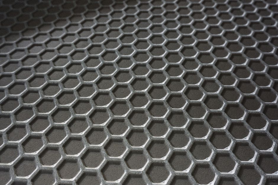 Metal-Organic Framework Catalyst Converts CO2 into Valuable Chemicals with High Selectivity
