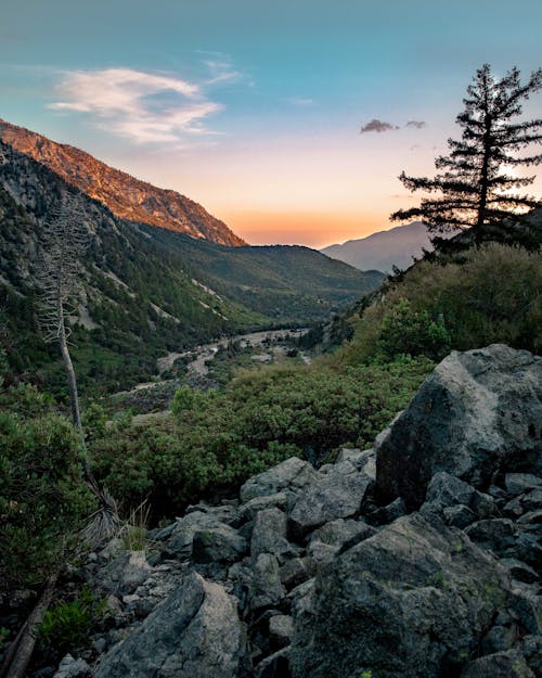 Vue Panoramique Sur Les Montagnes Majestueuses