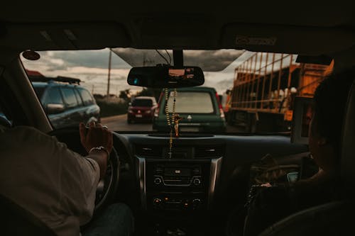 Fotobanka s bezplatnými fotkami na tému auto, čelné sklo, cestovať