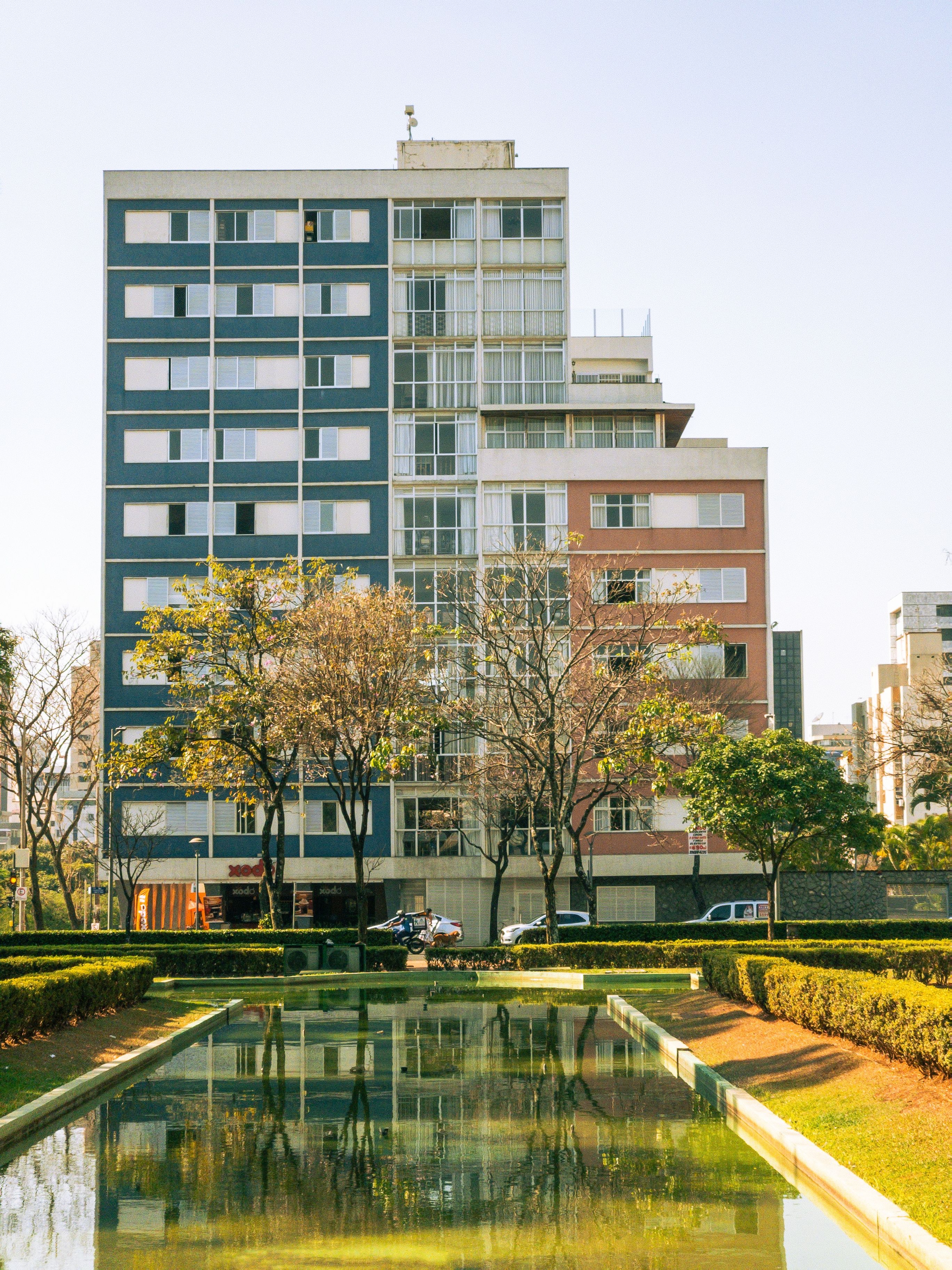 Modern Architectural Building in Belo Horizonte · Free Stock Photo