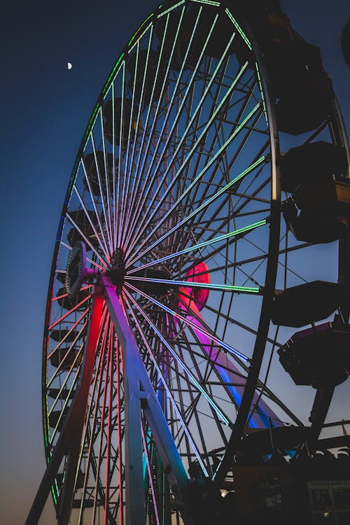 Photo De La Grande Roue Pendant La Nuit