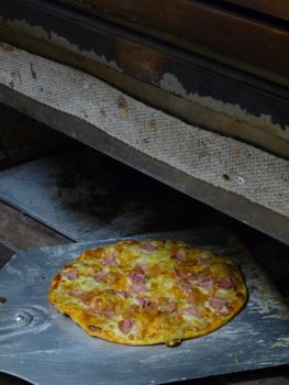 100% Whole Grain Ultra Thin Pizza Crust