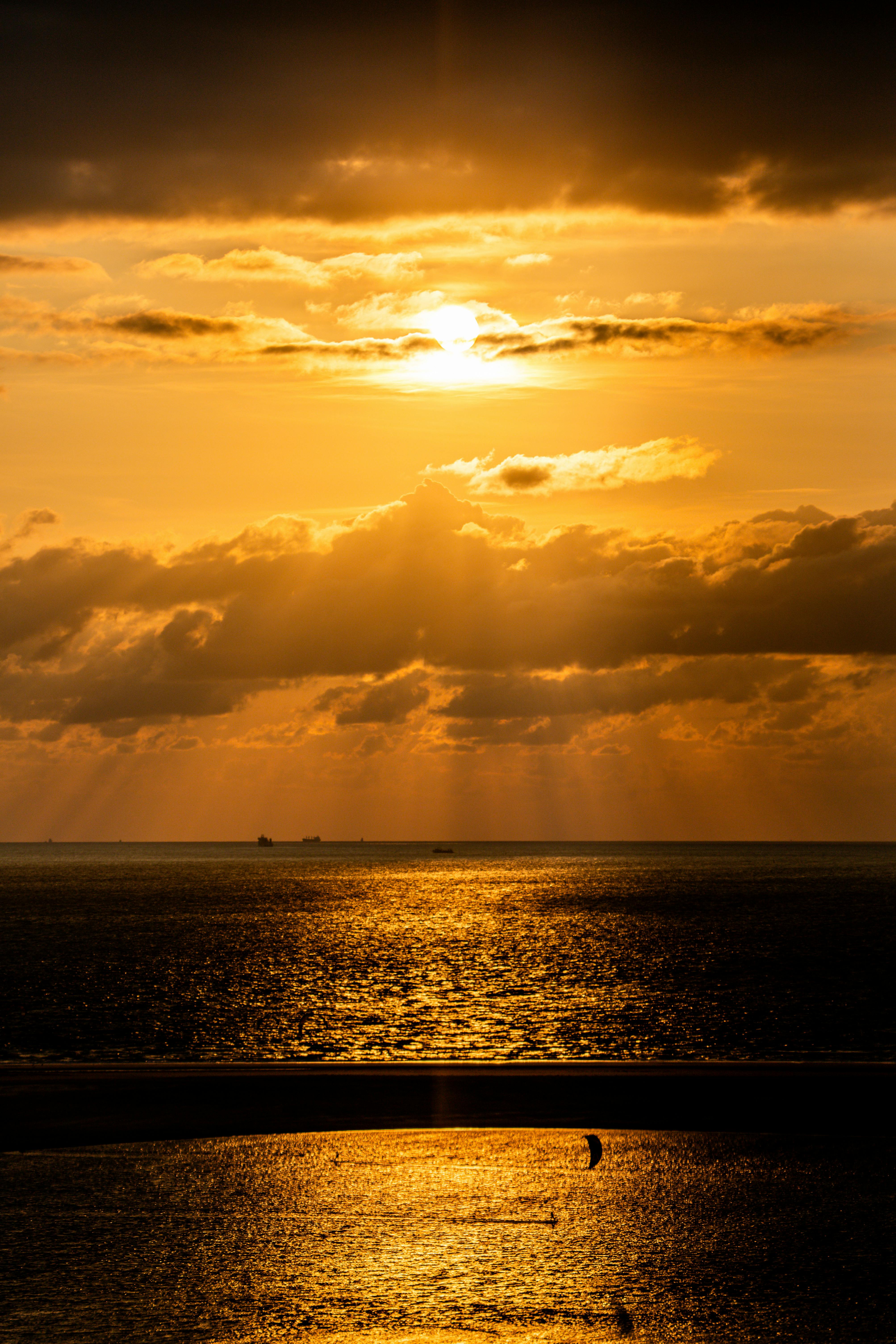 Stunning Sunset Over North Sea from Borkum Beach · Free Stock Photo