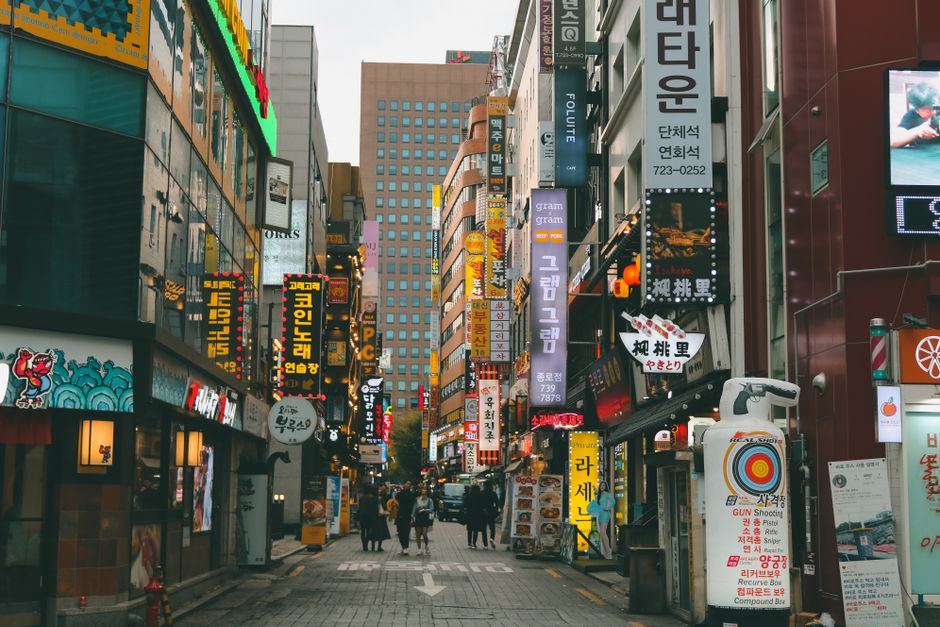 Why Korean Convenience Stores Are a Must-Visit (Even for Foodies!)