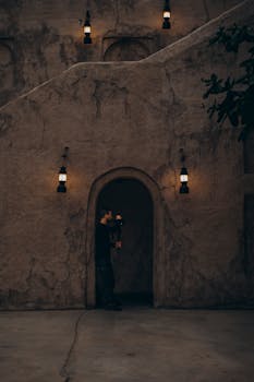 Photographer captures the essence of old Dubai under warm lighting.