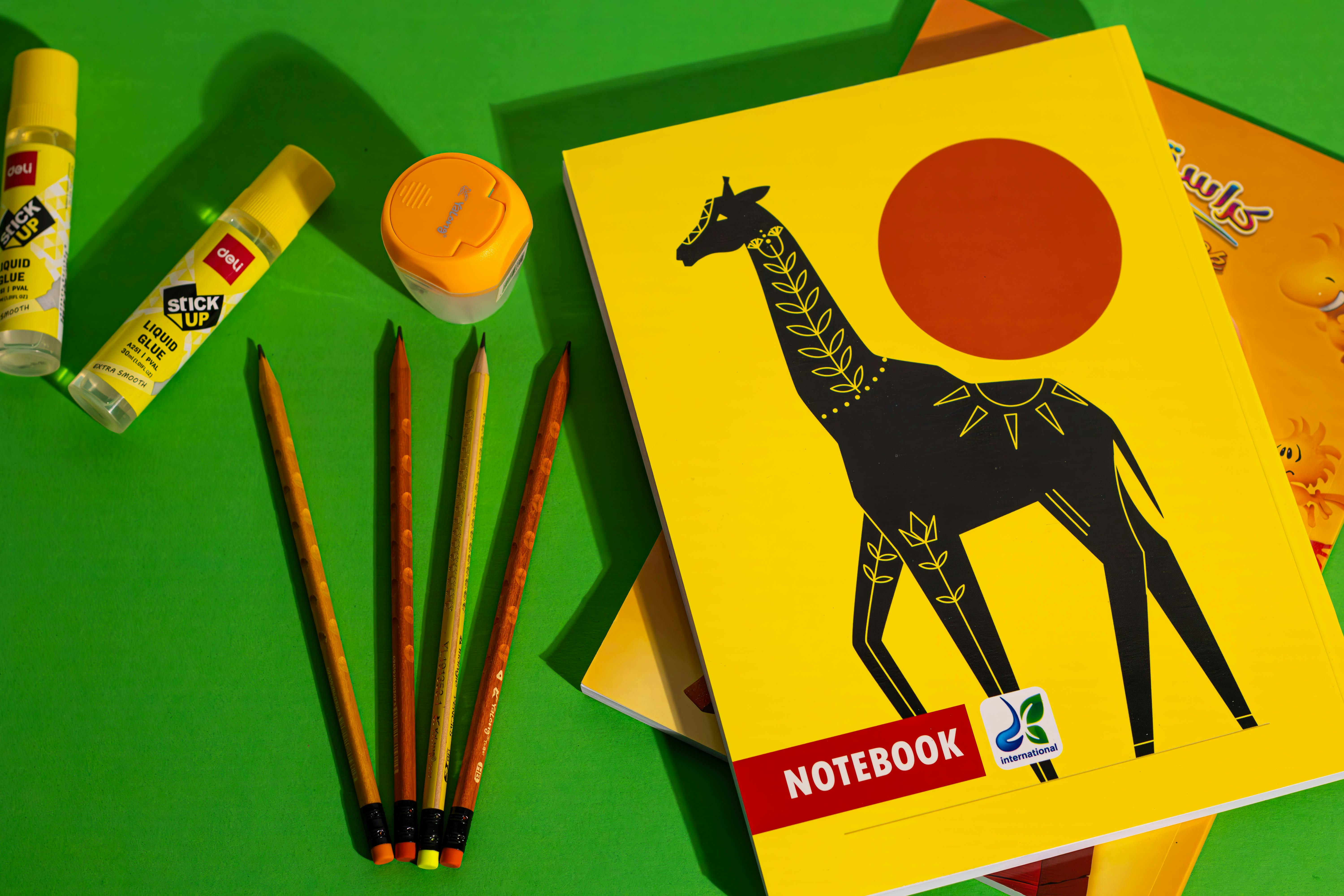 2026年3月幼儿园开学热门品牌书包、文具、午睡用品等产品合集展示图