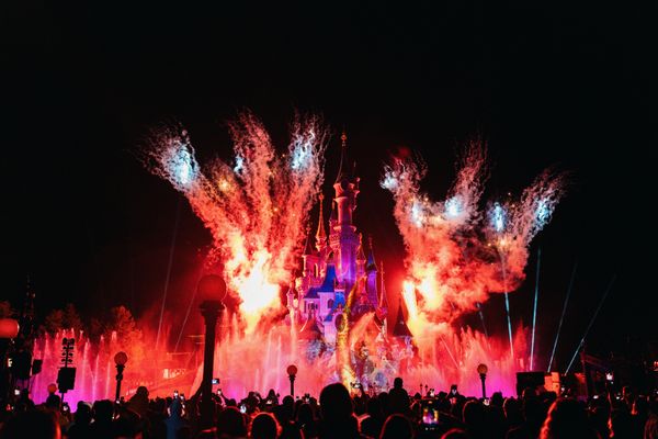 Disneyland · Anaheim transportation - Safe Rides Limo