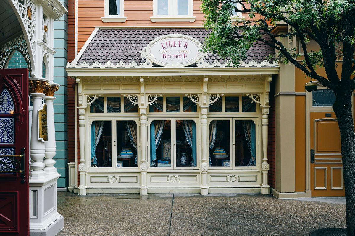 Fațadă de magazin la Disneyland Paris