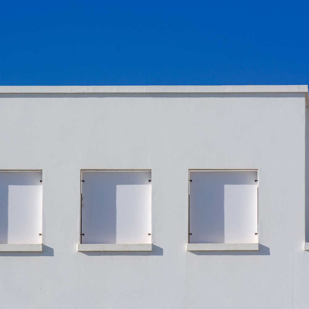 Painters and Decorators in Dalston — dust sheets down and the room fully protected