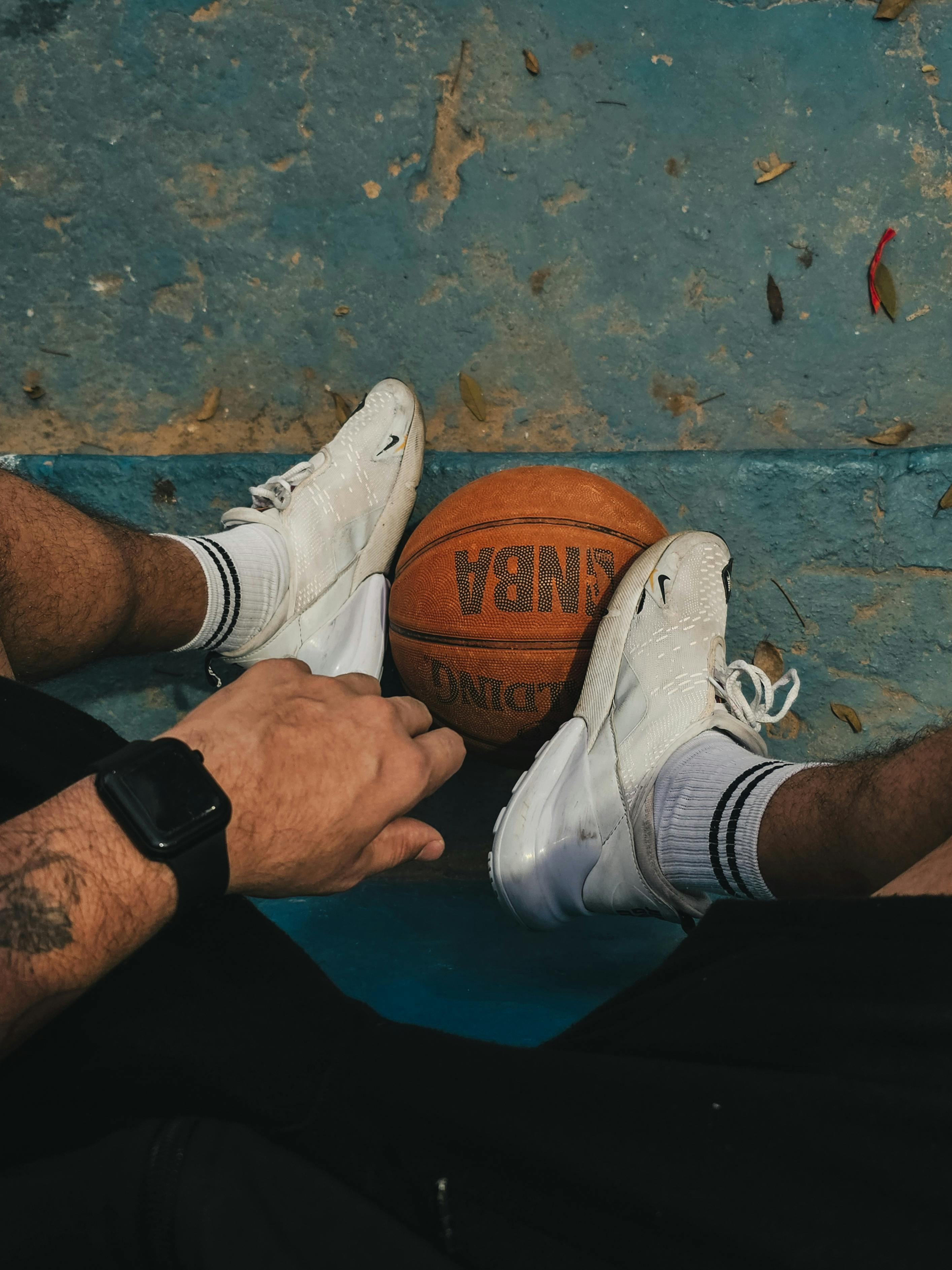 relaxed basketball scene in sao paulo park