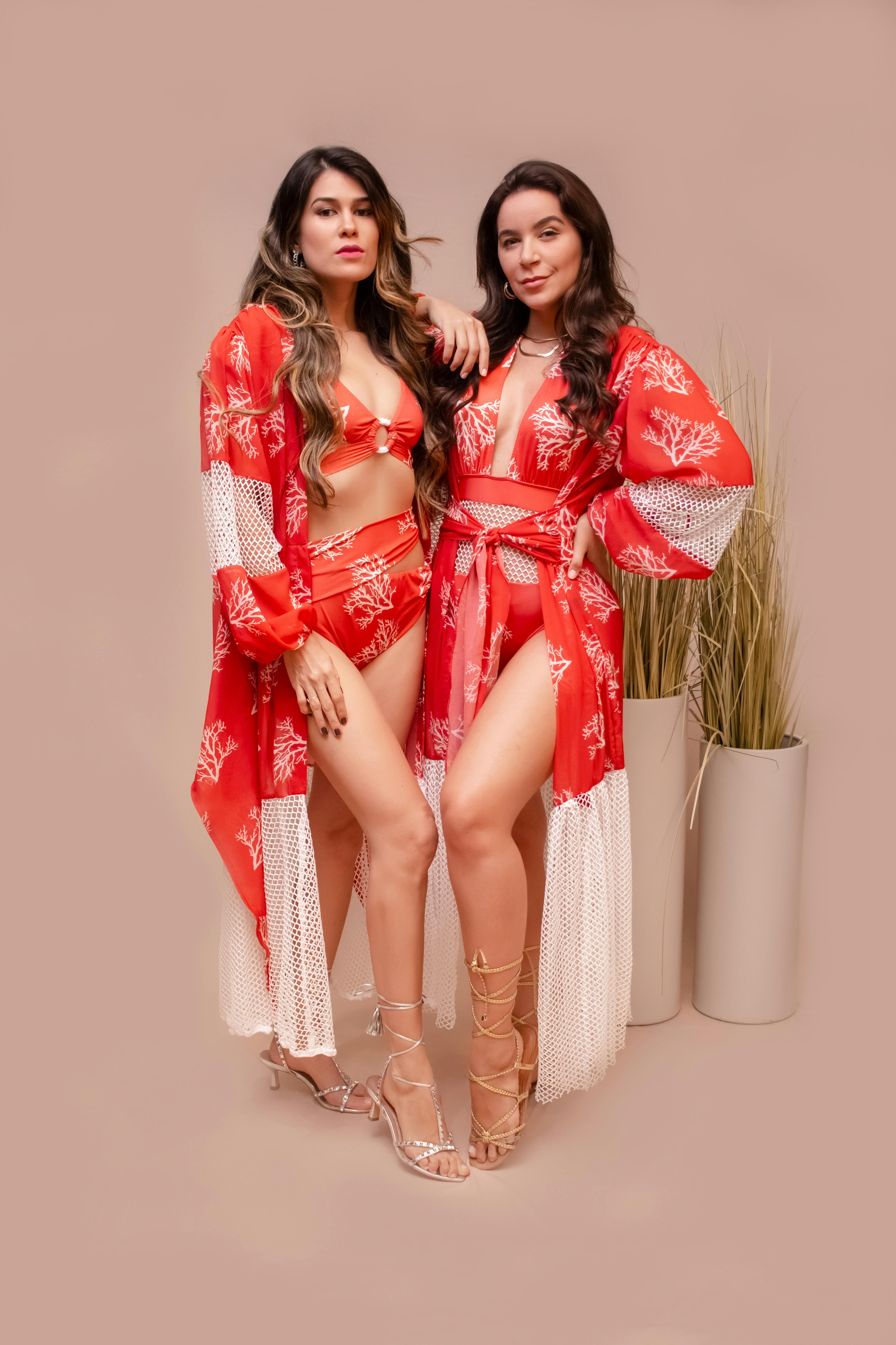  The Rise of Celebrity and Influencer Marketing In today's digital age, the world of marketing has undergone a significant transformation with the rise of celebrity and influencer marketing