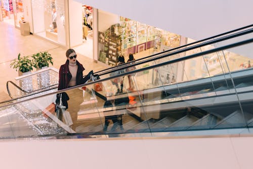 Darmowe zdjęcie z galerii z architektura, budynek, centrum handlowe