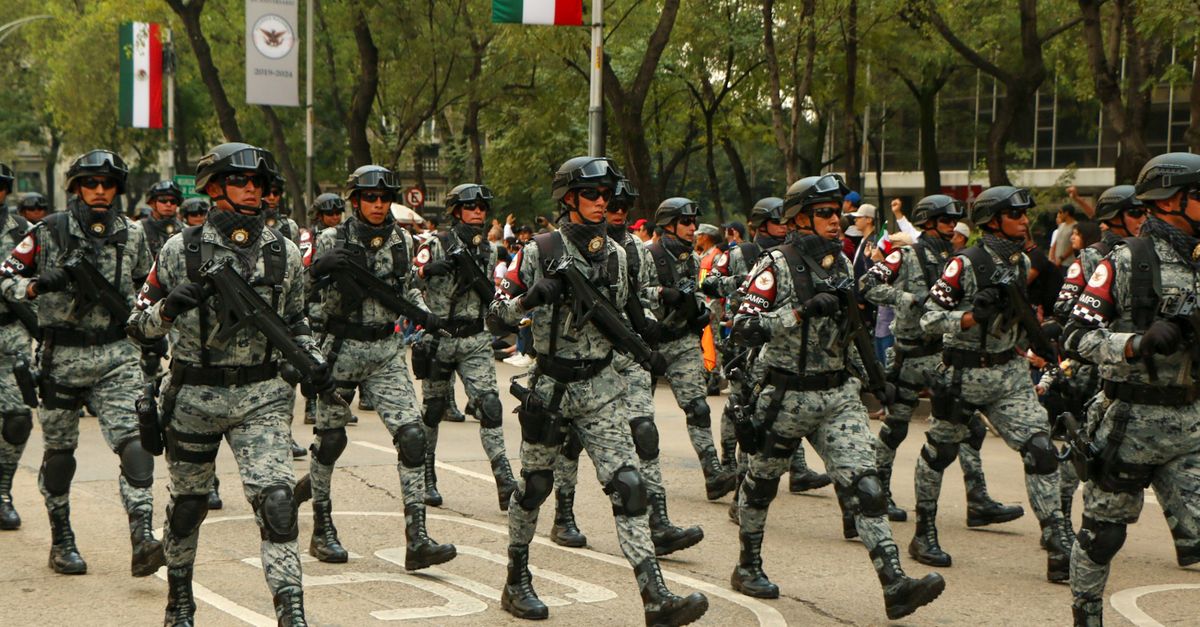 政治:萬人挺軍購!5大訴求推動「第二次國防特別條例」