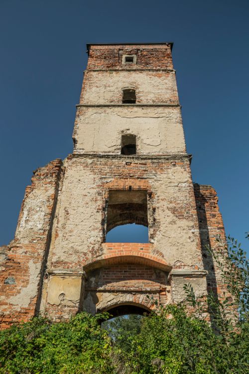Free Explore the architectural charm of Smolec's ancient ruins under a clear sky. Stock Photo
