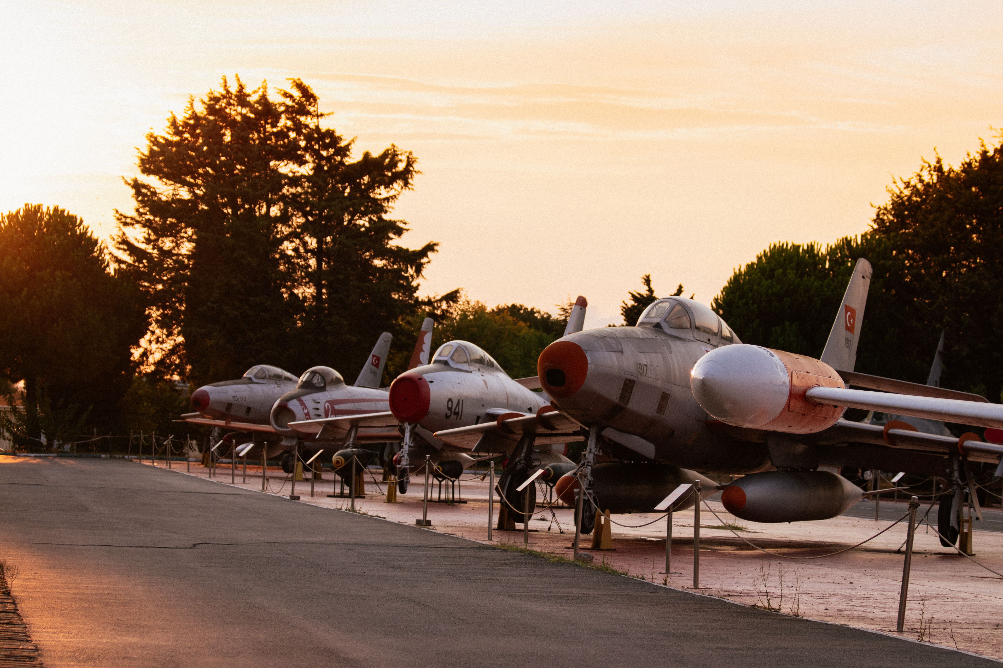 Pontoise-Cormeilles Aerodrome (LFPT), Cormeilles-en-Vexin, Val-d'Oise — private jet cleaning