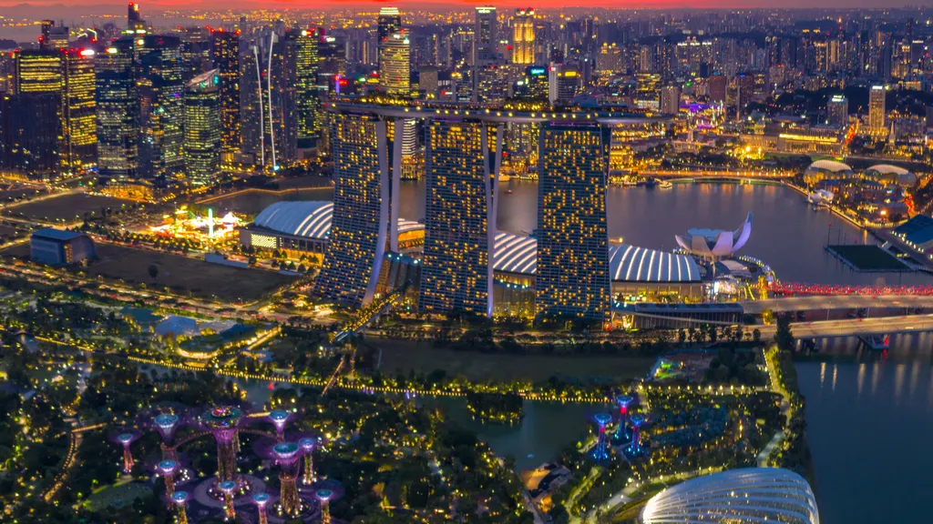 Tantan Moves to Singapore and Calls It a Rebrand. It's an Exit.