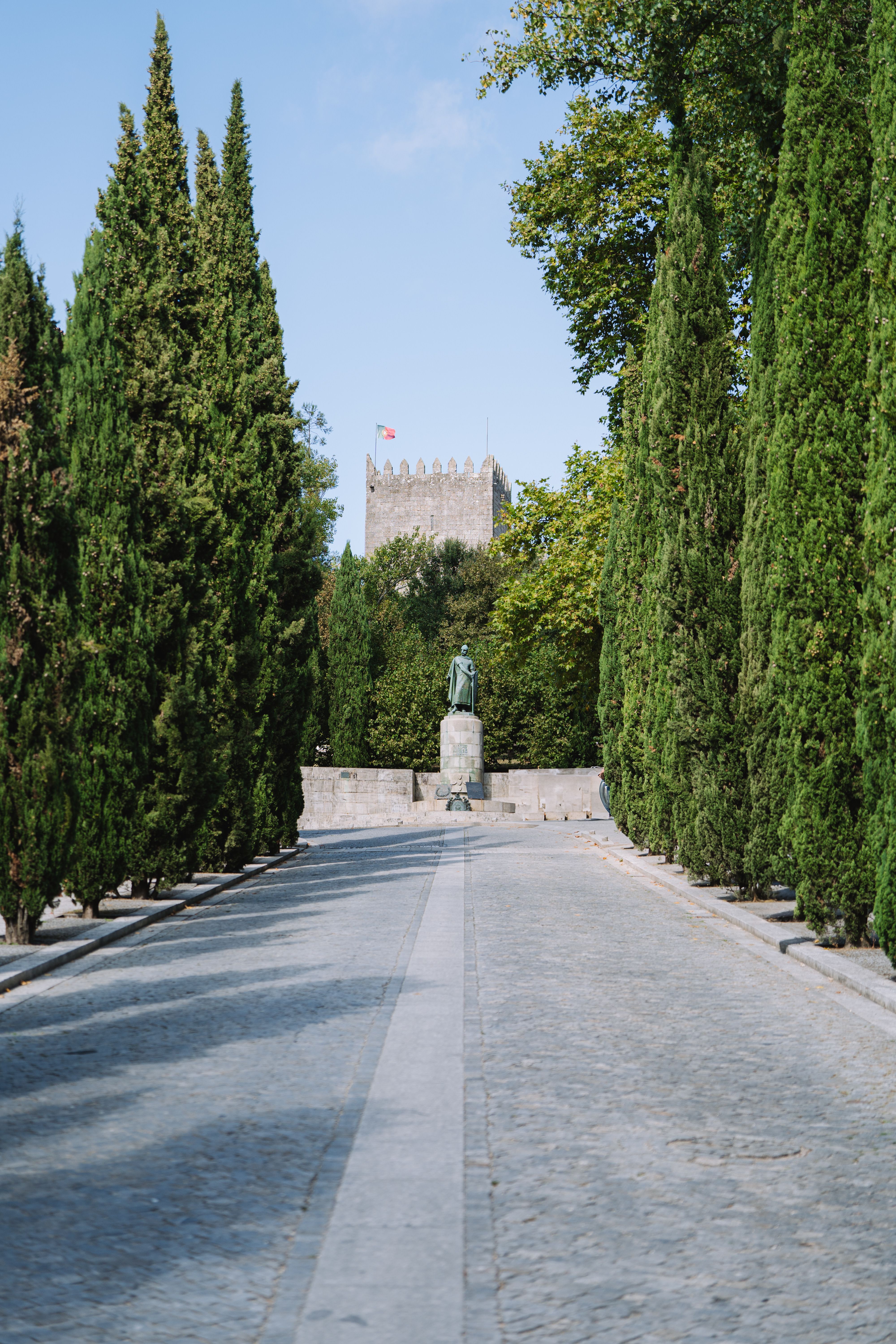 Scenic Path Leading to Medieval Fortress · Free Stock Photo