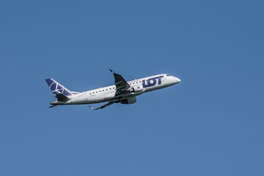 Porter Airlines Is Adding Flights Between Ottawa and Hamilton This June