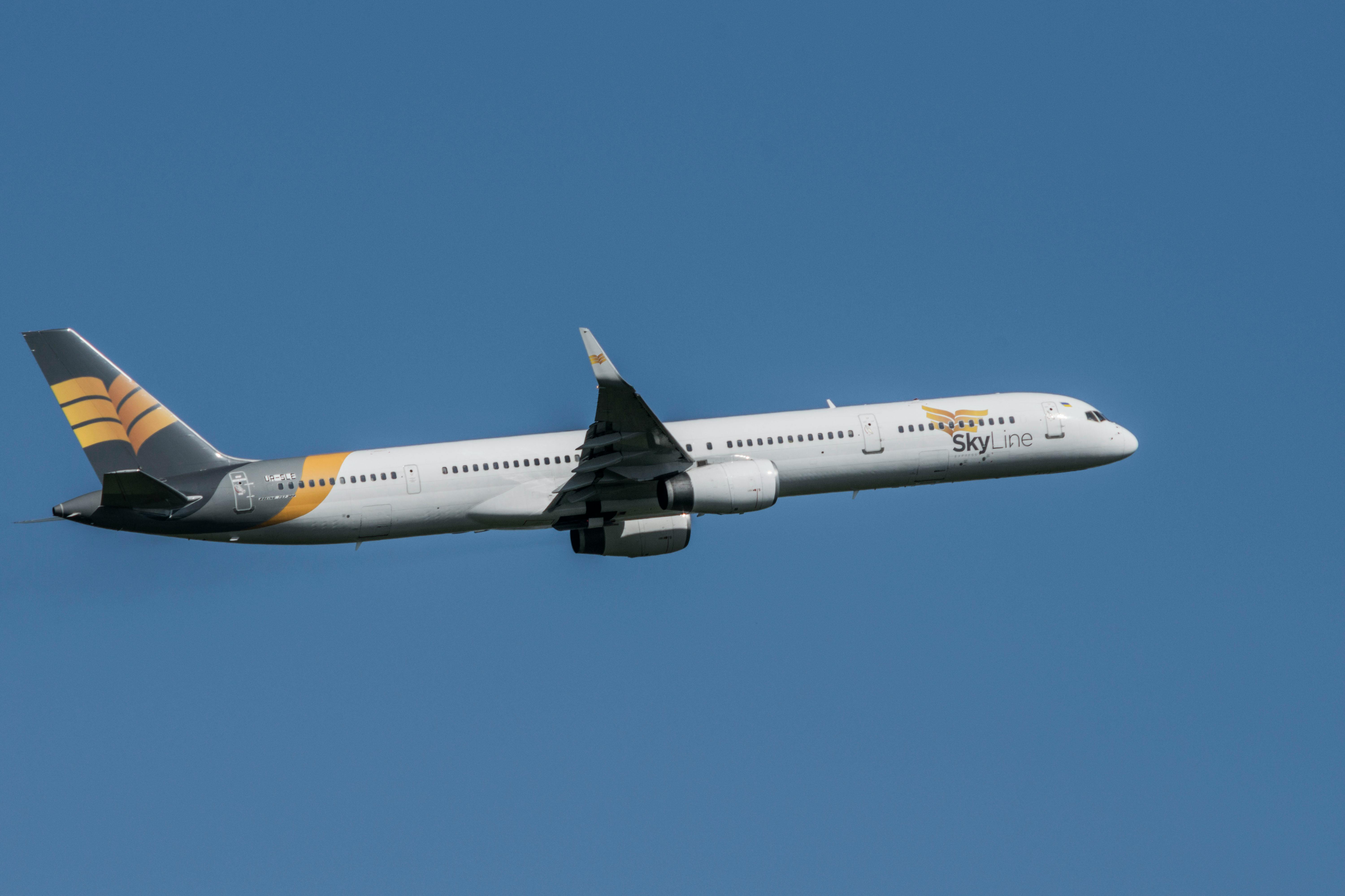 How Frequent Flyers Really Use Airline Miles (2026 Guide) — Photo by SHOX ART on Pexels