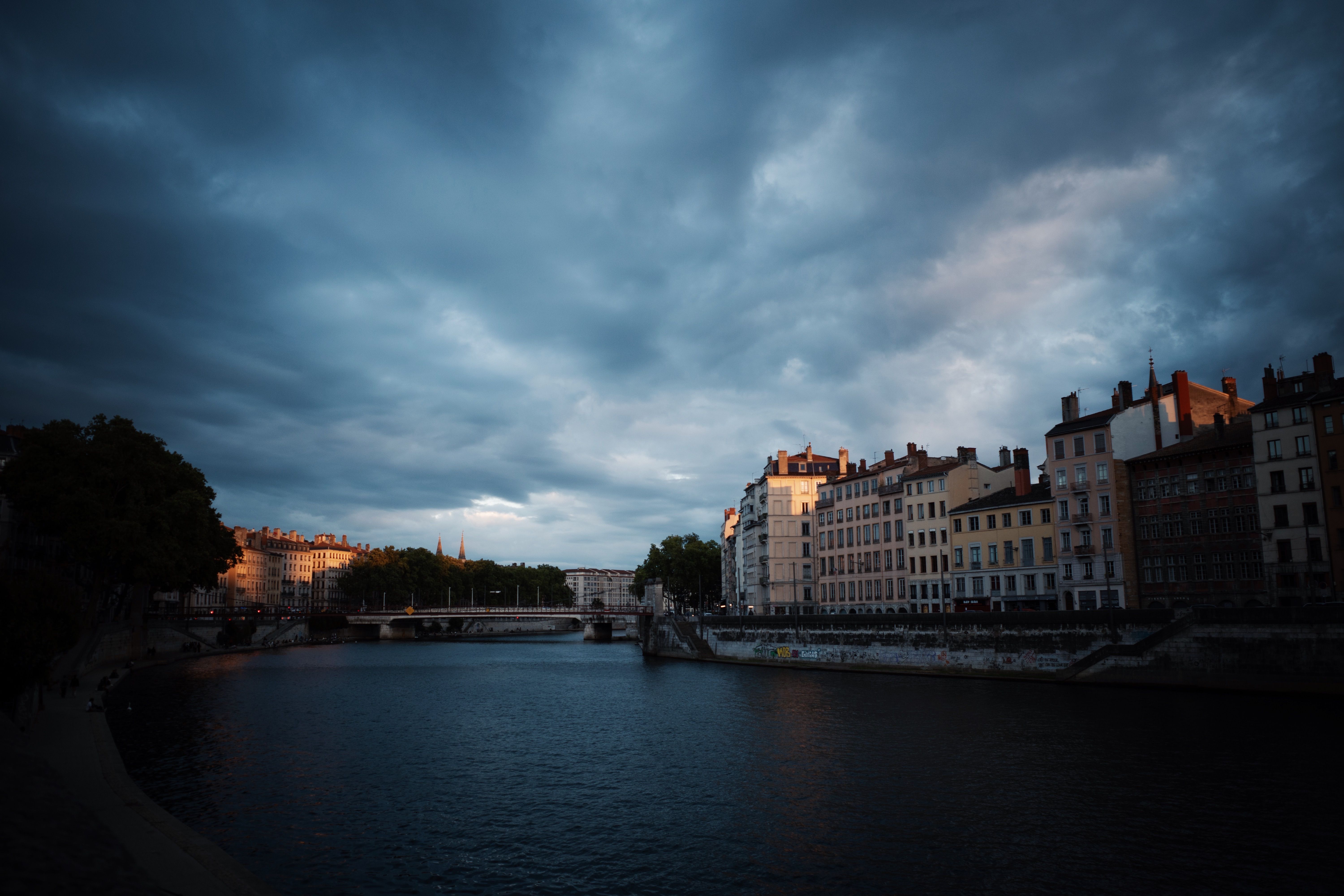 Lyons &amp; Simmons Secures Top 5 Personal Injury Verdict in Texas for 2025 in CPS Energy Gas Explosion Case — Photo by Andre