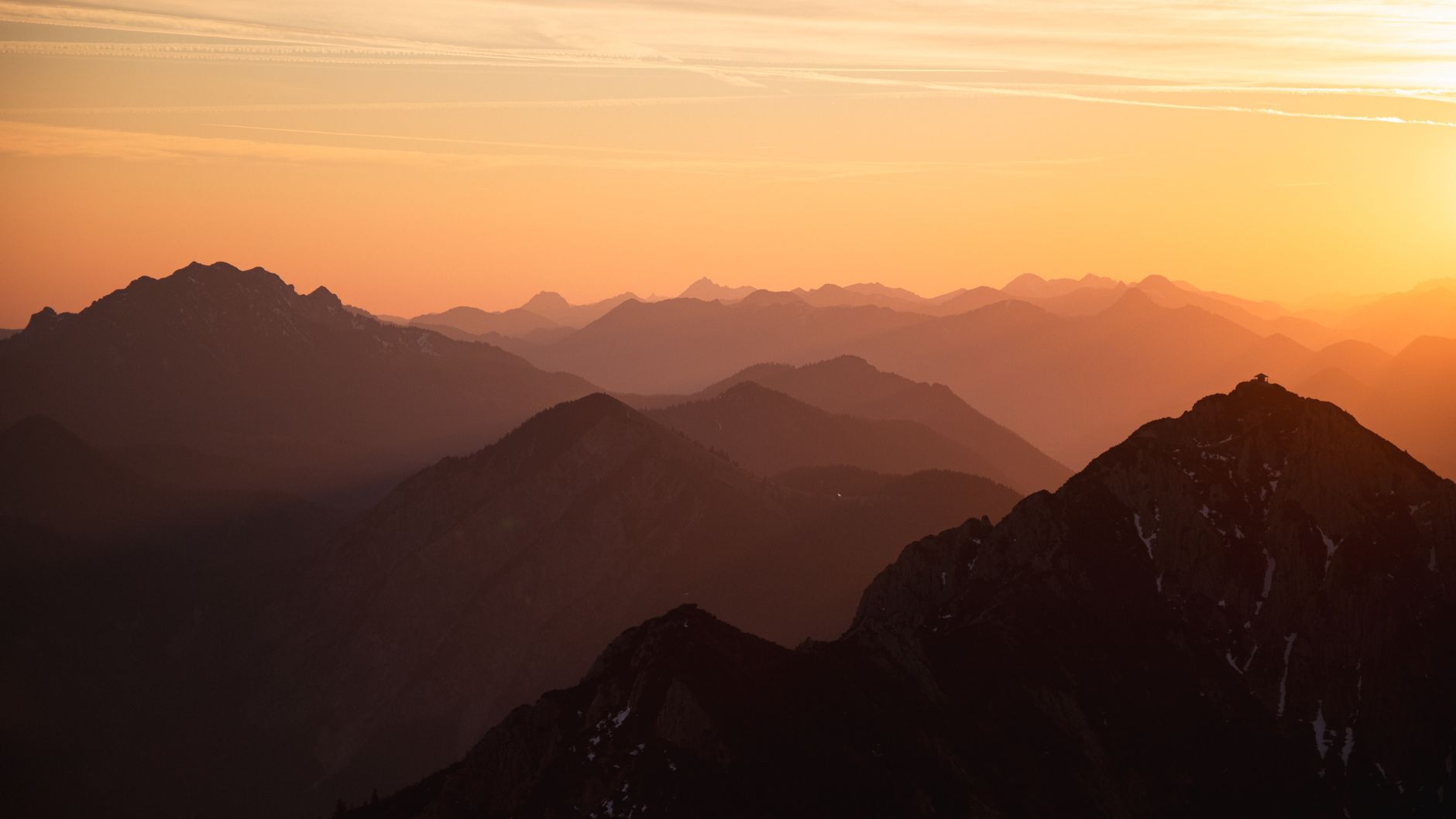 Shooting in RAW: Unlocking Hidden Details in Travel Photos
