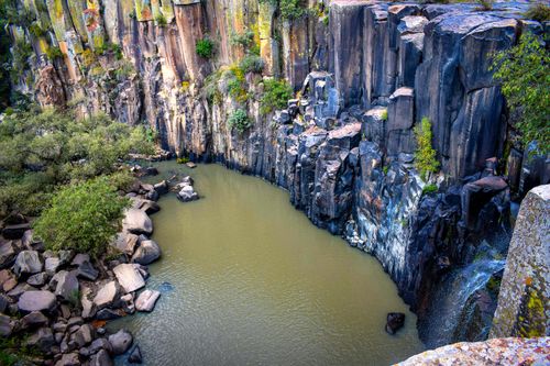 Free Stunning view of basalt cliffs and tranquil water in Aculco, Mexico. Stock Photo