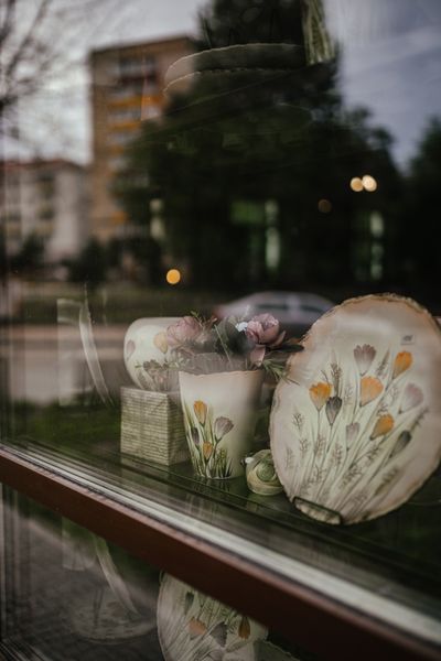 Pottery & ceramics