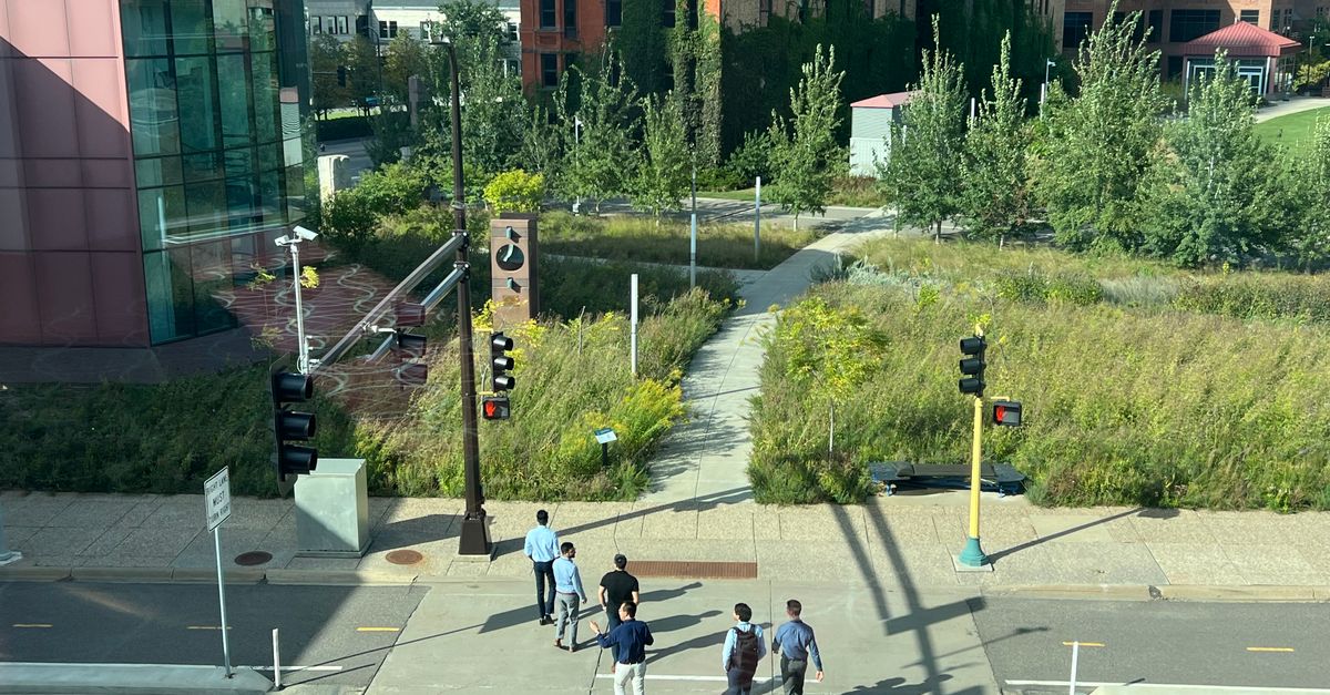 Urban Path Urban Pathway with Pedestrians and Cityscape View · Free Stock Photo