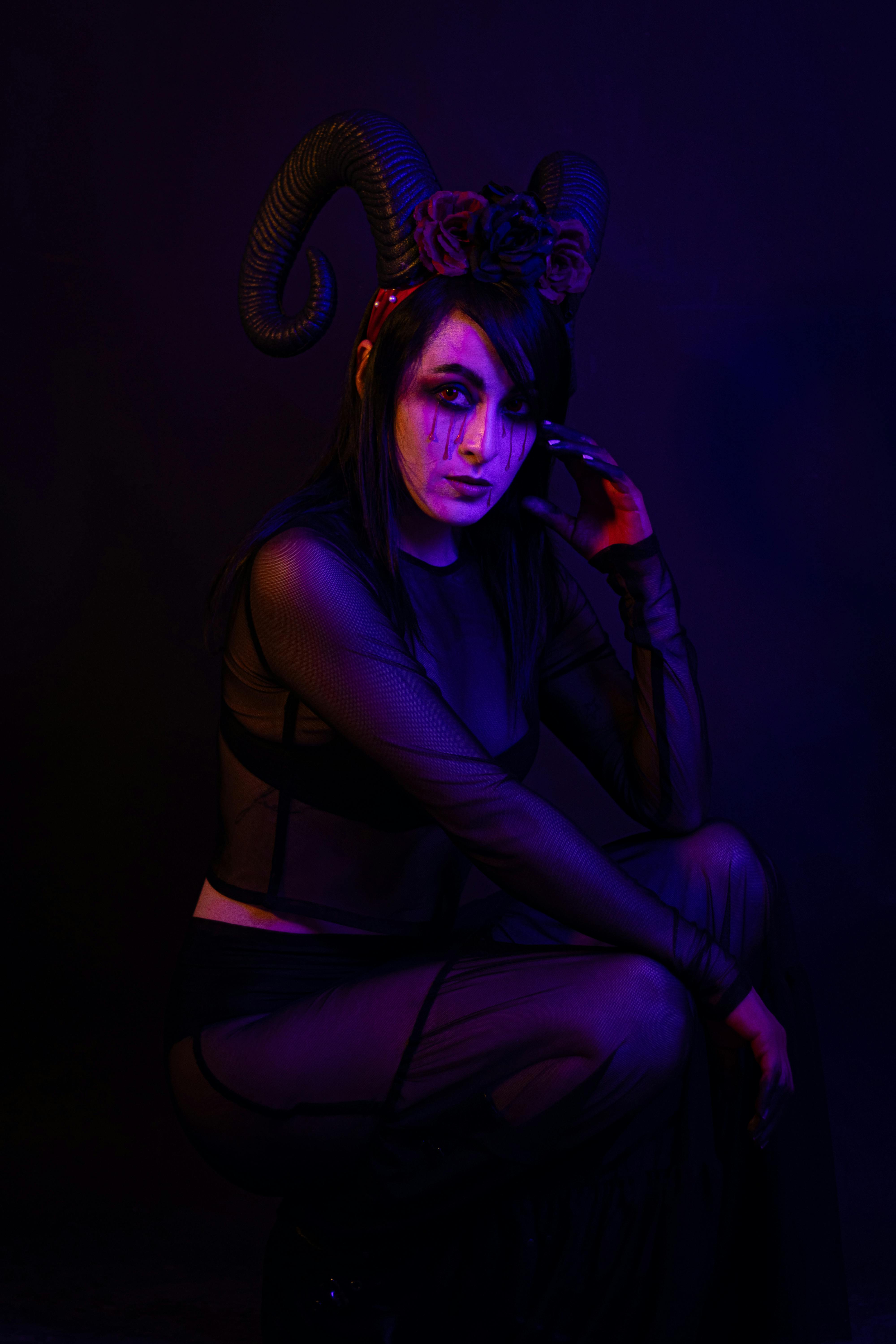 Gratuit Portrait Dramatique De Dark Fantasy Avec Des Cornes Photos