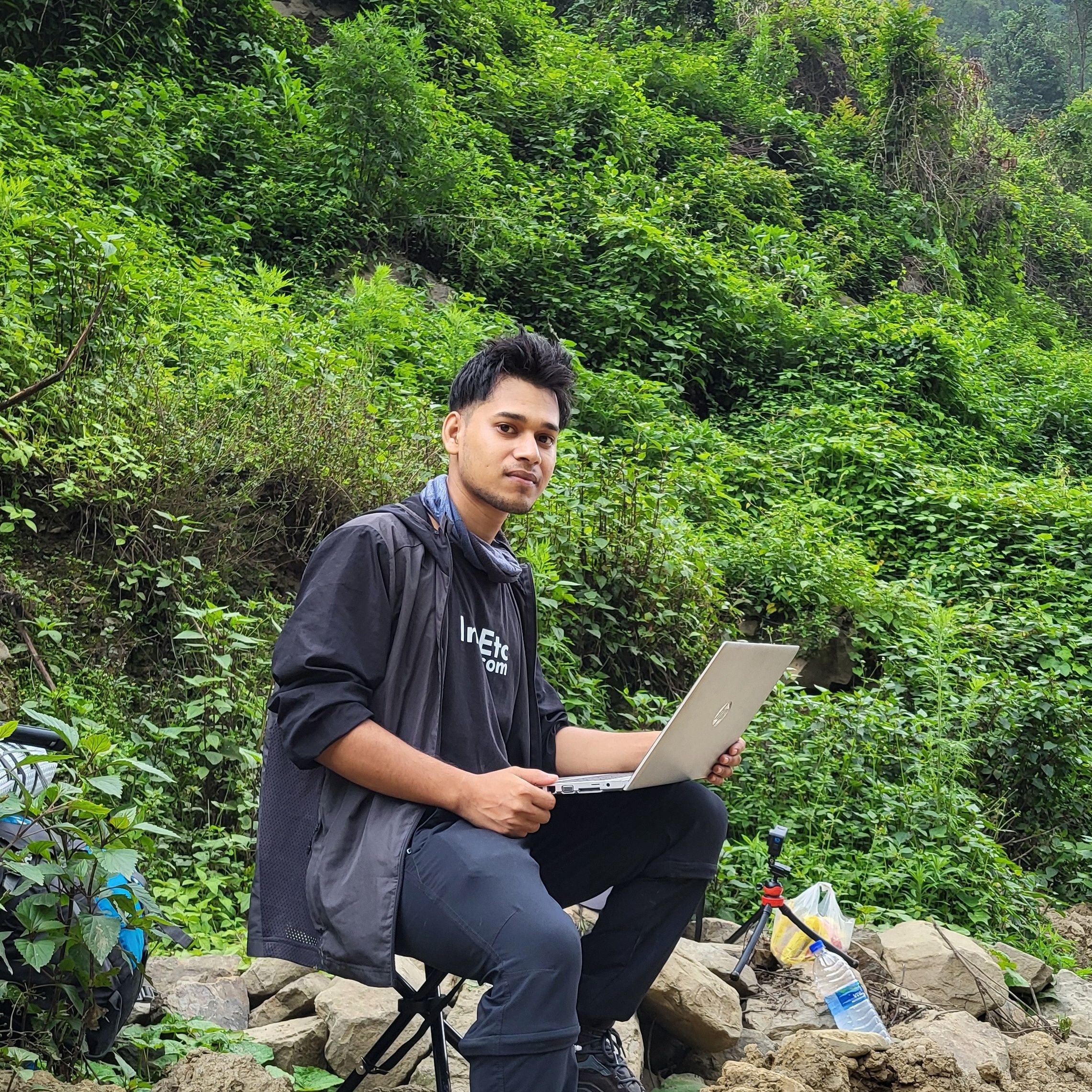 How To Become a Digital Nomad and Travel The World