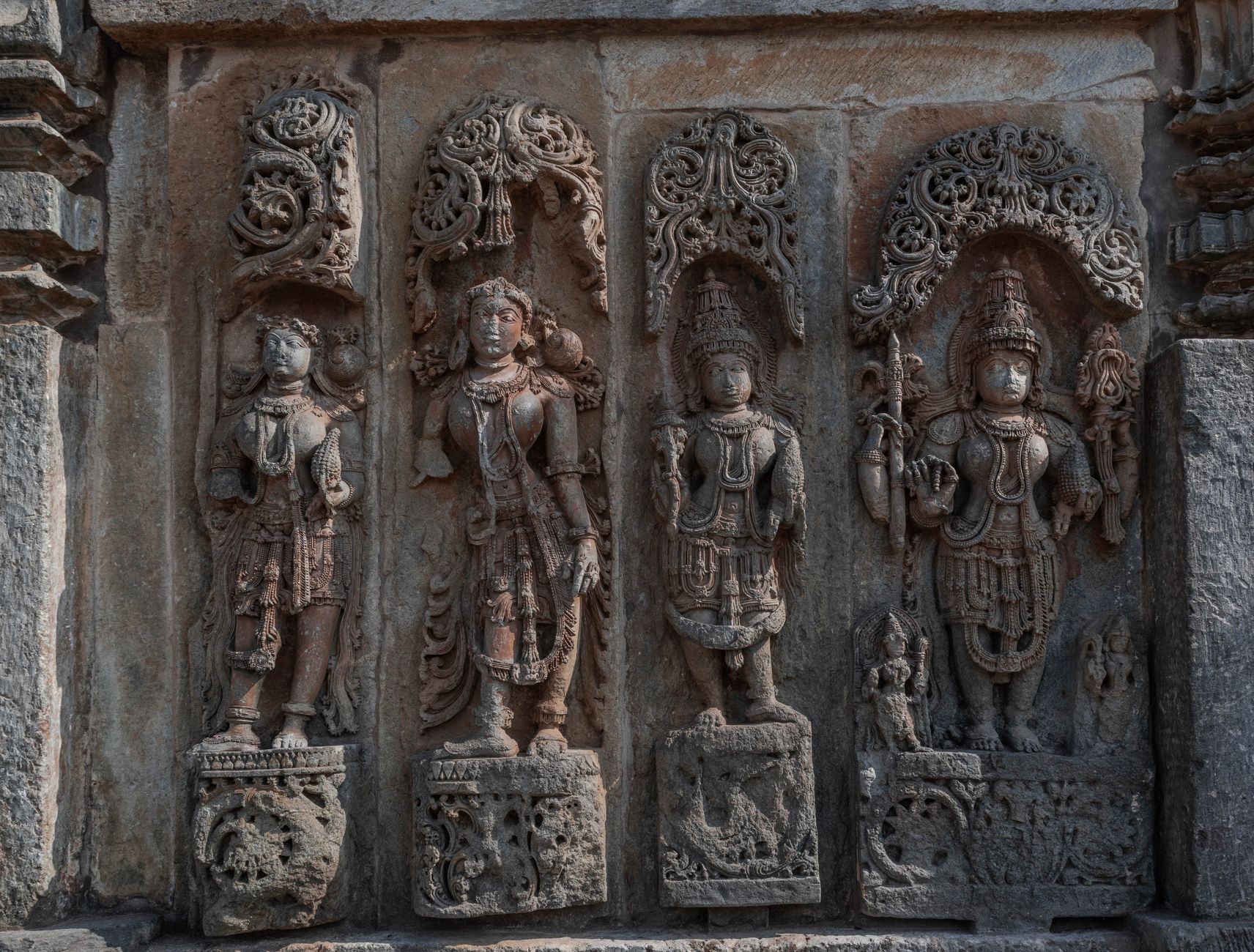 Belur with Family: Stays and Things to Do