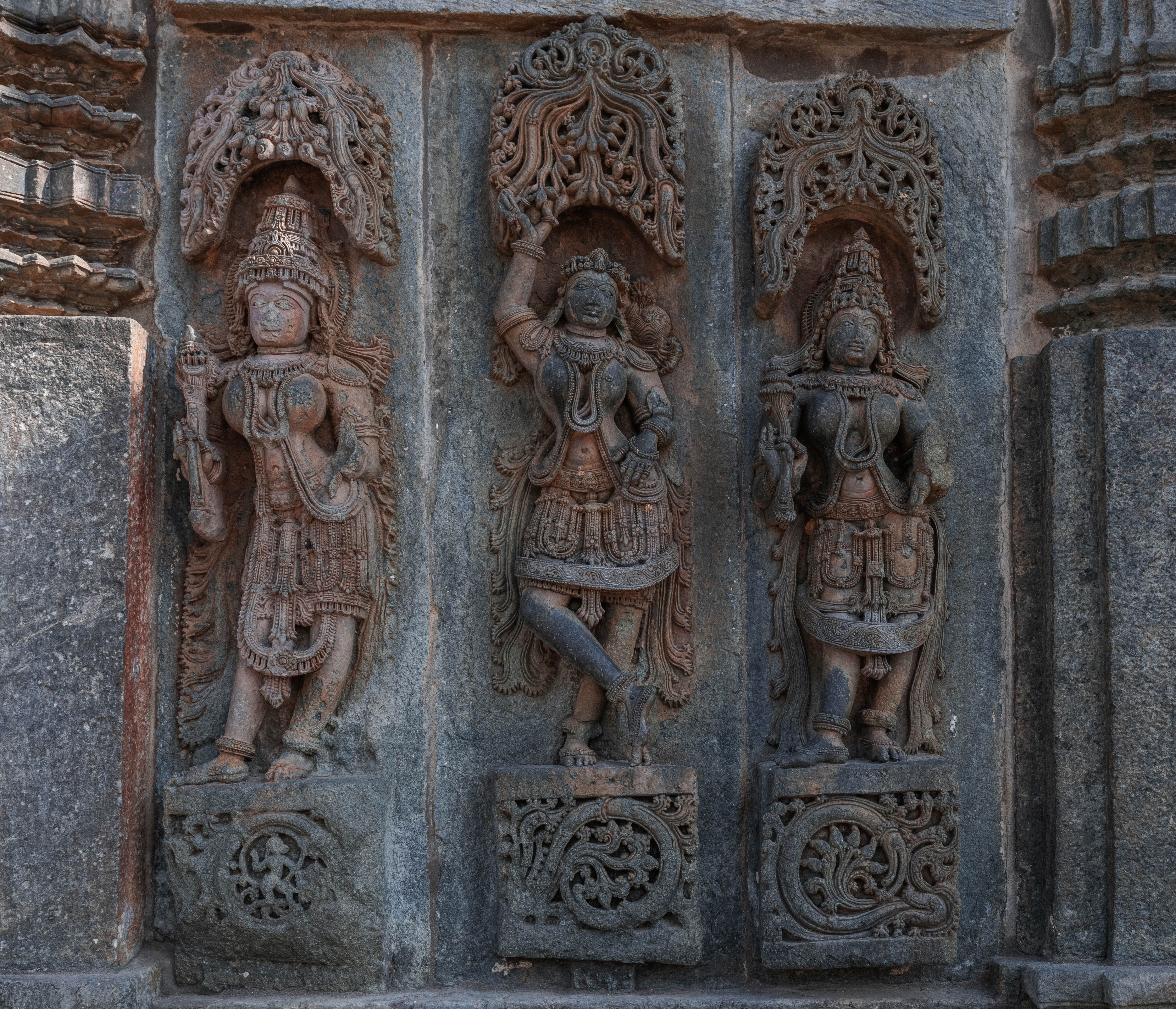 How to Reach Belur from Bangalore: Routes, Costs & Travel Times